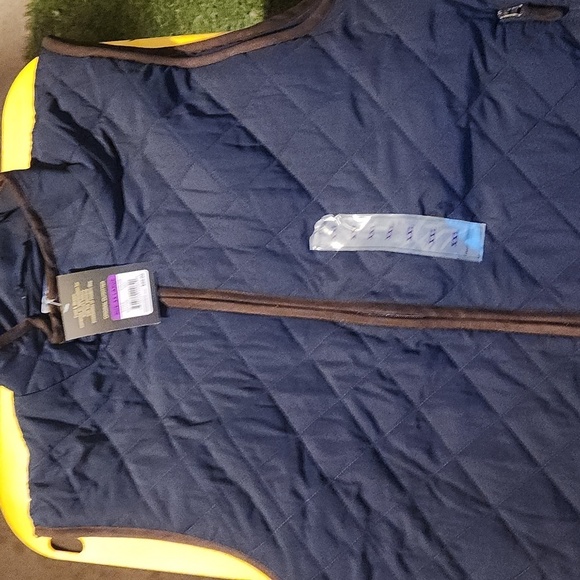 Field & Stream Men's Quilted Navy Vest - Picture 2 of 5